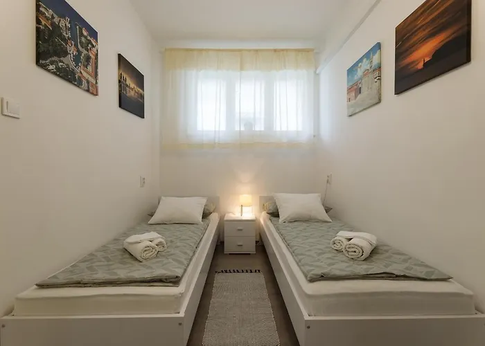 Apartament Vito *