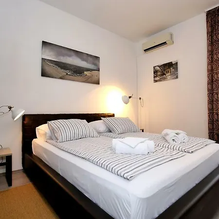 Apartment Studio Vito *